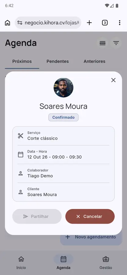 A booking’s details at negocio.kihora.cv, in a phone browser.